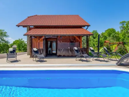 Maison Plitvička jezera - Piscine chauffée et sauna : photo 21