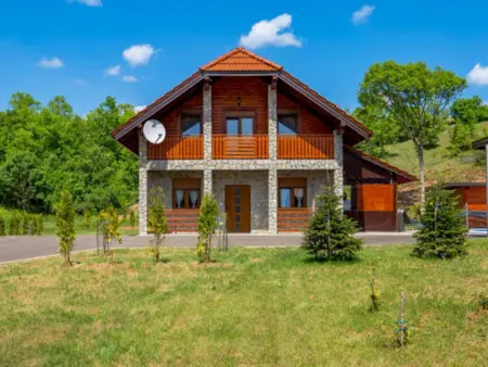 Maison Plitvička jezera - Piscine chauffée et sauna : photo 26