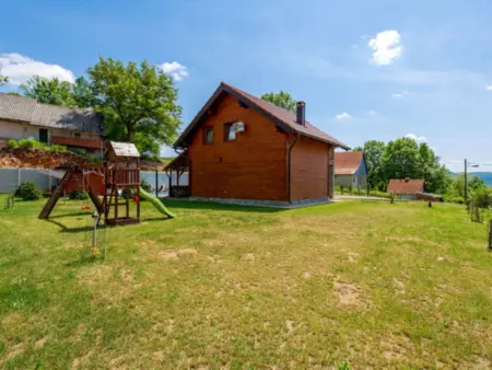 Maison Plitvička jezera - Piscine chauffée et sauna : photo 30