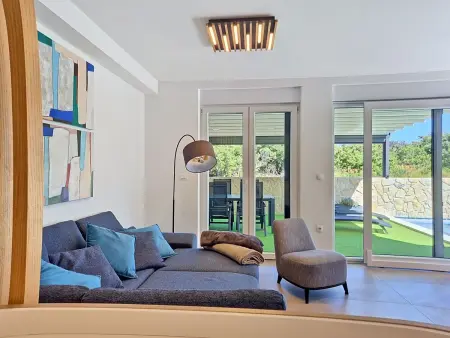Maison Lotta, piscine privée à 400m de la plage : photo 5