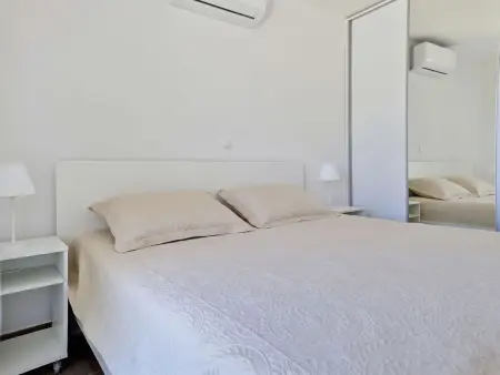Maison Lotta, piscine privée à 400m de la plage : photo 10