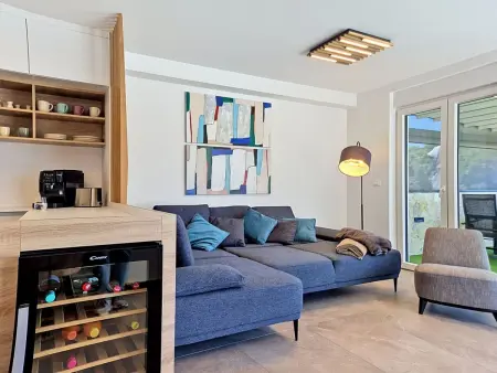 Maison Lotta, piscine privée à 400m de la plage : photo 19