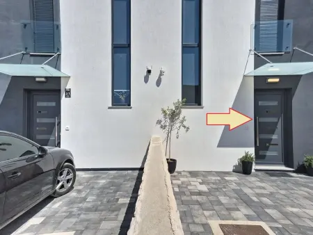 Maison Lotta, piscine privée à 400m de la plage : photo 49