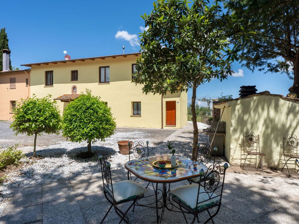 Dimora Fiorita – Gîte 11 pers. avec piscine à Montaione - Photo 1