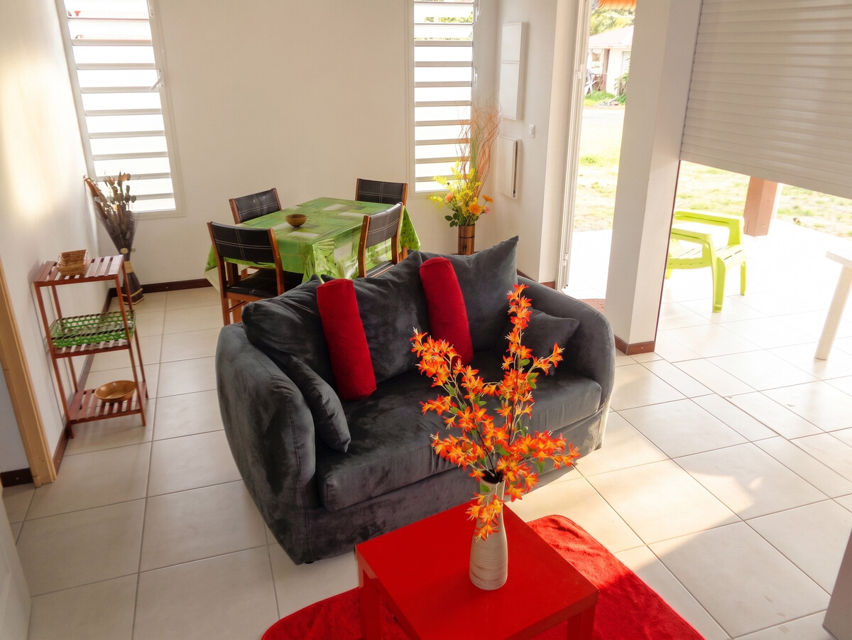 Bungalow 40 m² accessible à Sainte-Anne, jardin clôturé - Photo 5