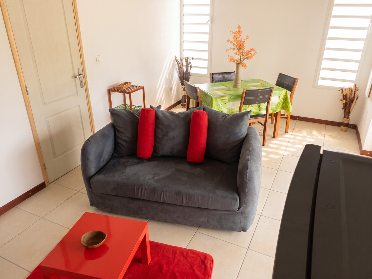 Bungalow 40 m² accessible à Sainte-Anne, jardin clôturé - Photo 9