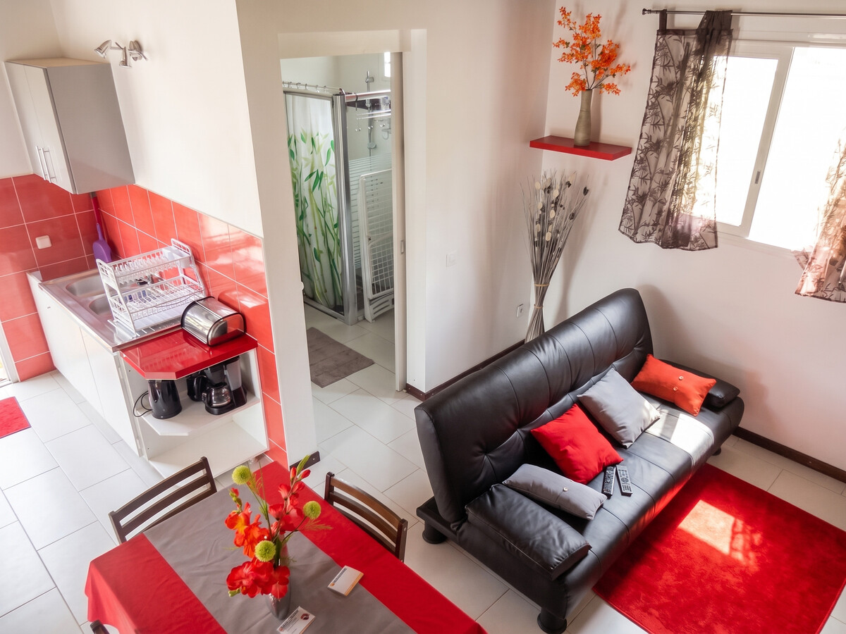 Bungalow 42 m² avec terrasse et jardin clôturé à Sainte-Anne - Photo 5