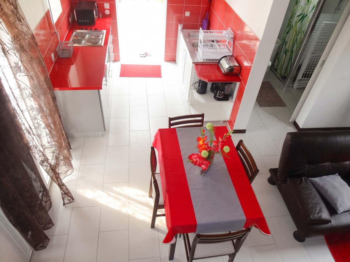 Bungalow 42 m² avec terrasse et jardin clôturé à Sainte-Anne - Photo 10