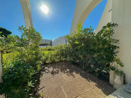 Studio 22m² avec terrasse à 100m de la plage : photo 11