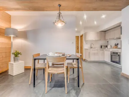 2 pièces 45 m² proche des pistes à Tignes le Lac : photo 7