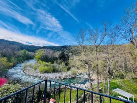Appartement F4 à Reynes, accès rivière et climatisation : photo 12