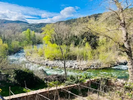 Appartement F4 à Reynes, accès rivière et climatisation : photo 13