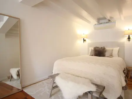 Appartement avec balcon au cœur historique de Lisbonne : photo 1