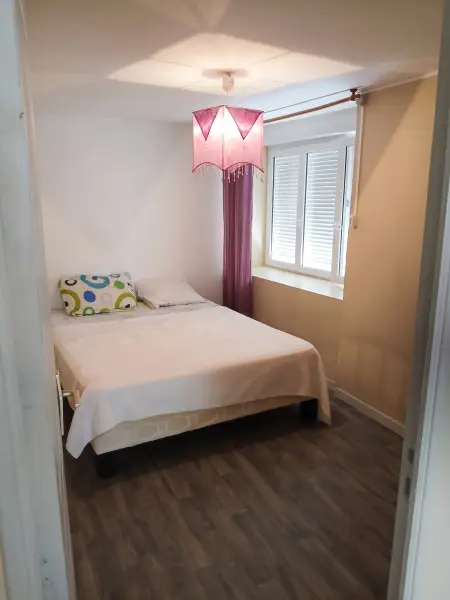 Appartement 50 m² avec entrée privée à Montmarault : photo 1