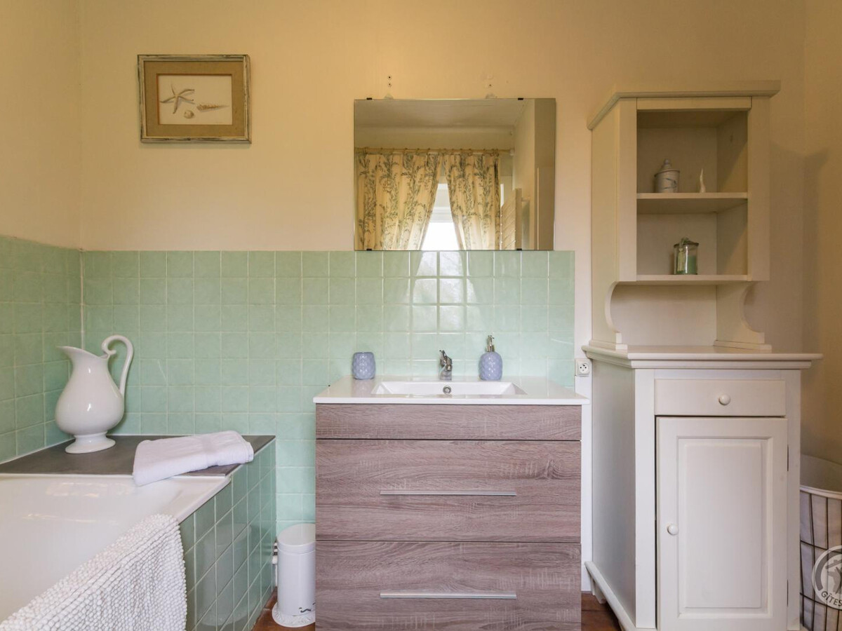 Gîte rustique normand avec cheminée à Sartilly - Photo 6