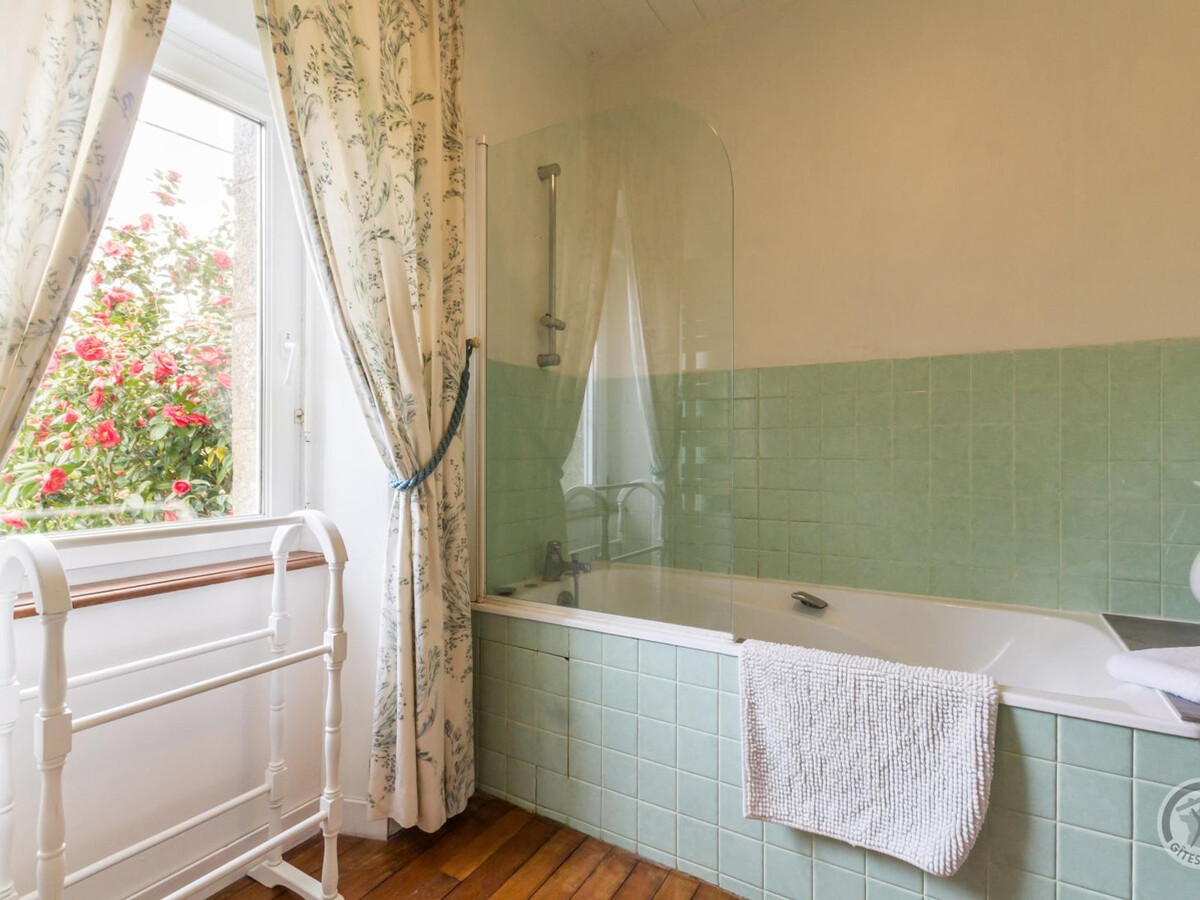 Gîte rustique normand avec cheminée à Sartilly - Photo 10