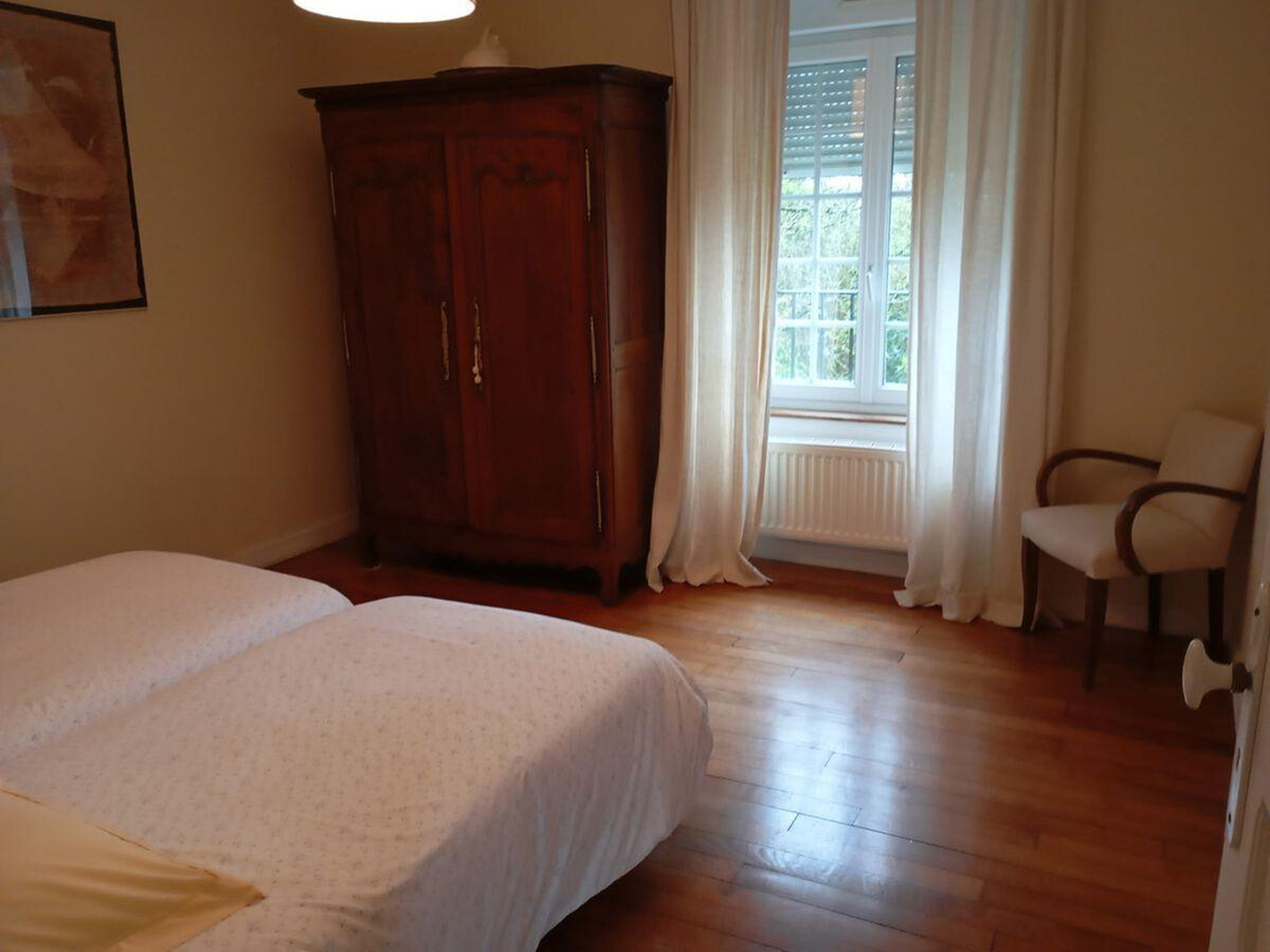 Gîte rustique normand avec cheminée à Sartilly - Photo 13