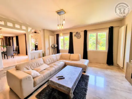 Villa 9 personnes avec spa et jardin 1000m² à Porcheville : photo 14