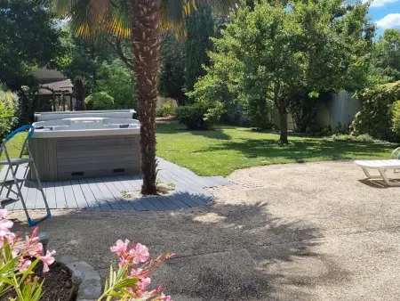 Villa 9 personnes avec spa et jardin 1000m² à Porcheville : photo 26