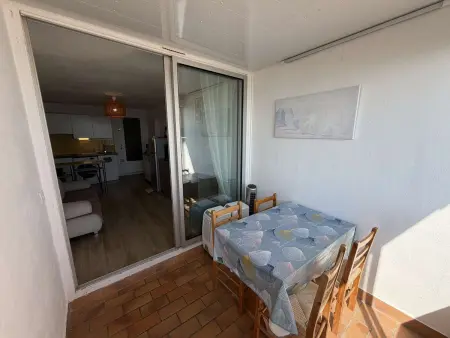 Appartement 2 pièces vue mer, 50m plage, animaux : photo 9