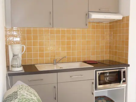 Appartement climatisé près de la plage - 6 pers. : photo 4