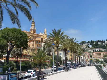 Studio Le Louvre – Menton, 500 m de la plage : photo 24
