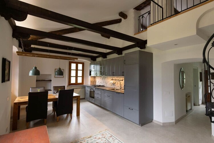 Maison 4 personnes avec escalier en colimaçon à Prata Camportaccio - Photo 3