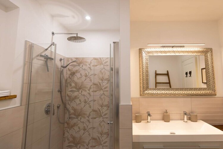 Maison 4 personnes avec escalier en colimaçon à Prata Camportaccio - Photo 8