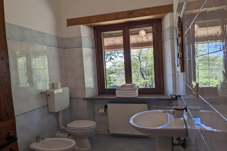 Chalet nel Bosco, Villa de vacances exclusive avec piscine privée entre les Marches et l'Ombrie - Photo 26
