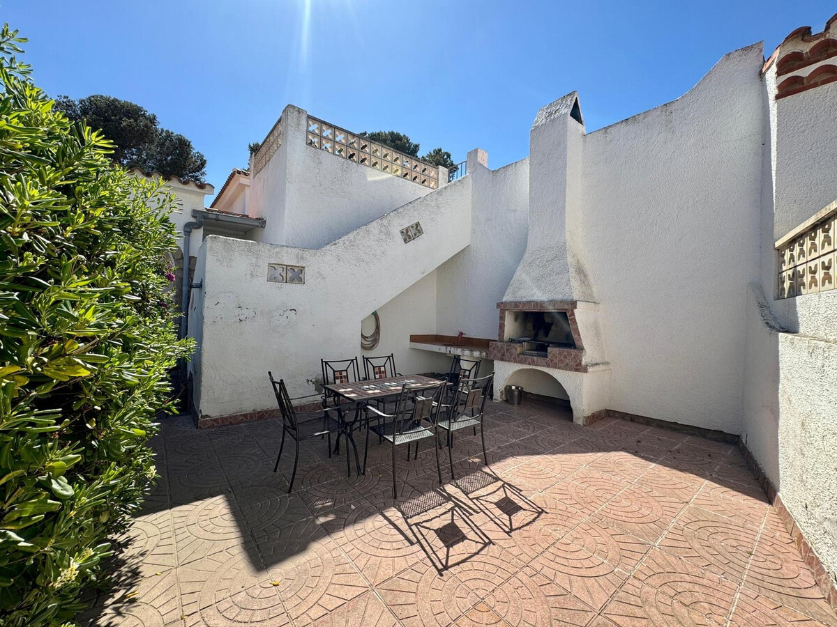Villa 8 pers. Miami Platja : piscine 6x10m et 4 chambres - Photo 9
