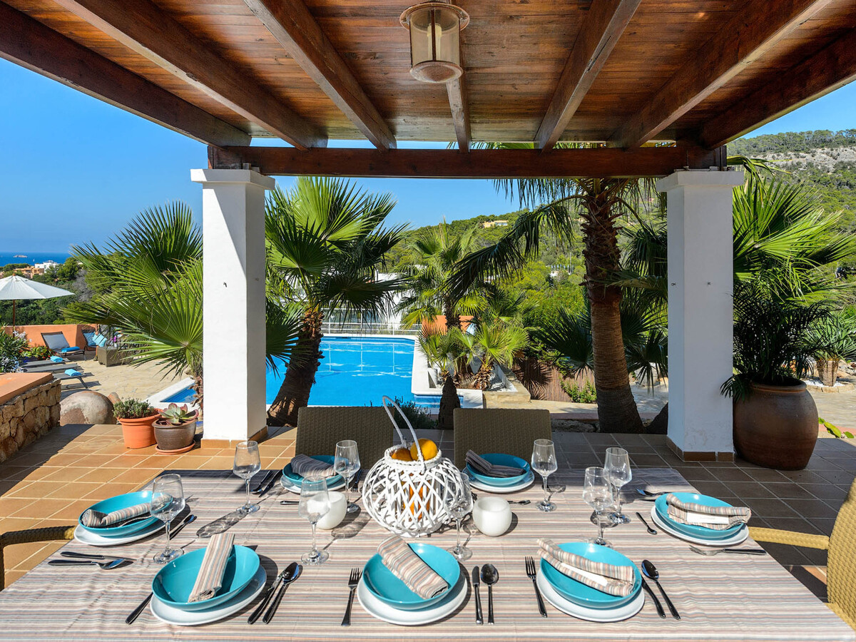 Villa ibizienne Cala Vadella, piscine et vue mer - Photo 6