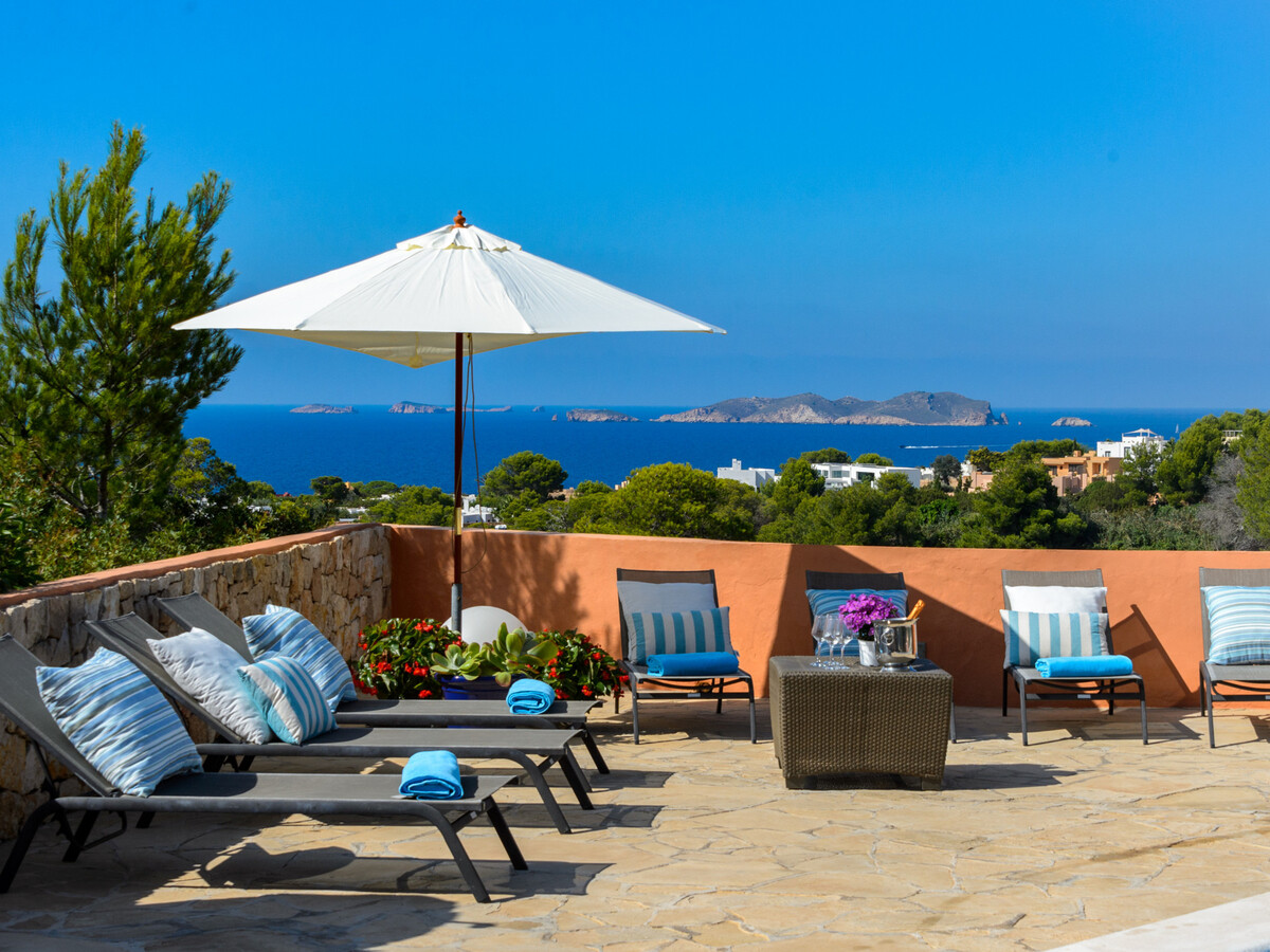 Villa ibizienne Cala Vadella, piscine et vue mer - Photo 10