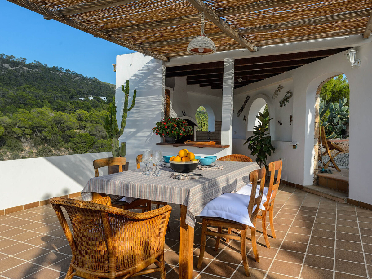 Villa ibizienne Cala Vadella, piscine et vue mer - Photo 15