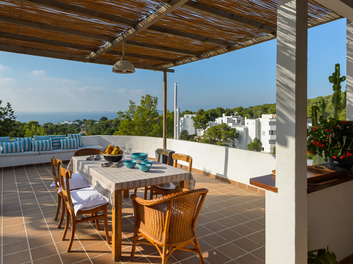 Villa ibizienne Cala Vadella, piscine et vue mer - Photo 17