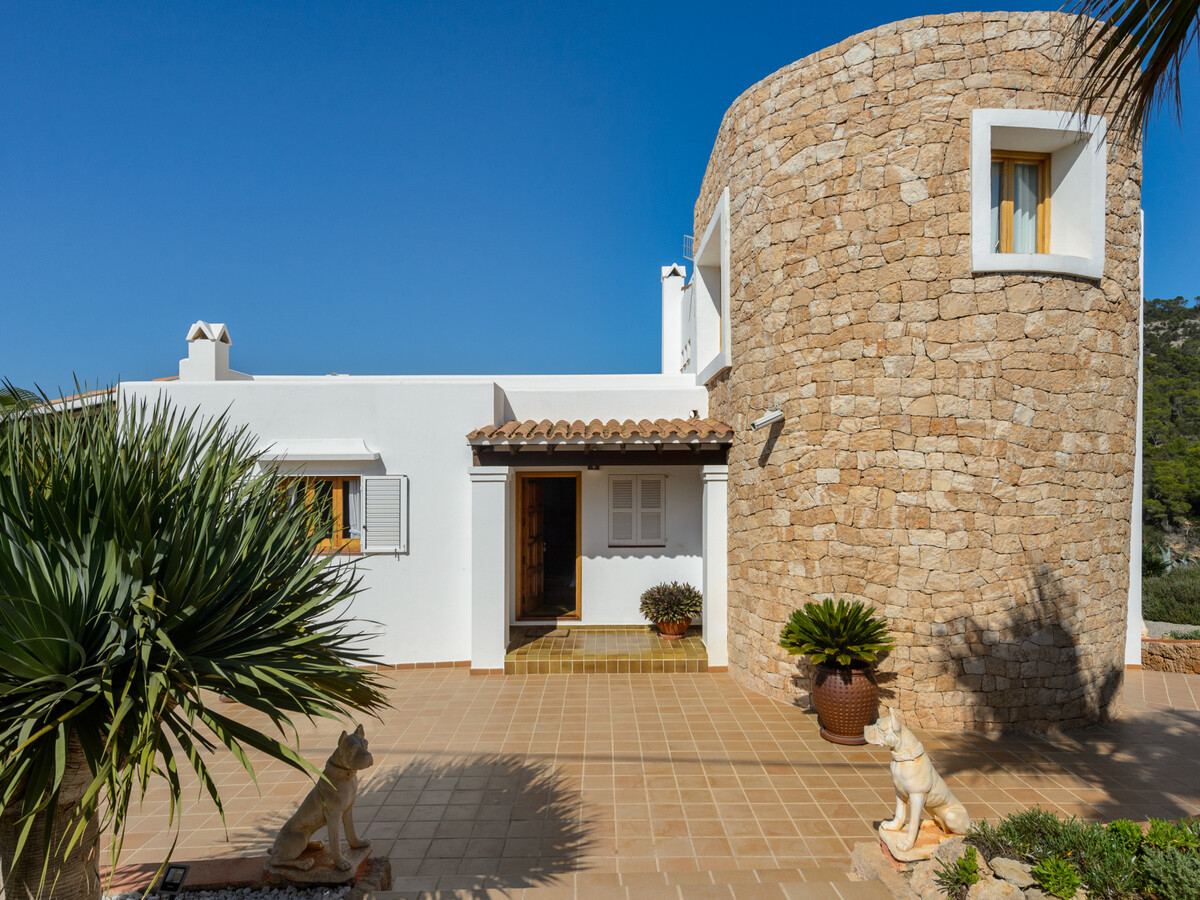 Villa ibizienne Cala Vadella, piscine et vue mer - Photo 22