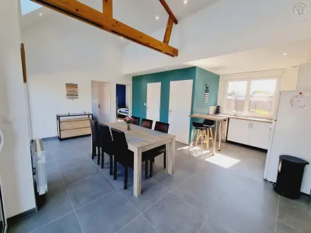 Gîte de plain-pied 80m² avec jardin clos à Coutiches : photo 4