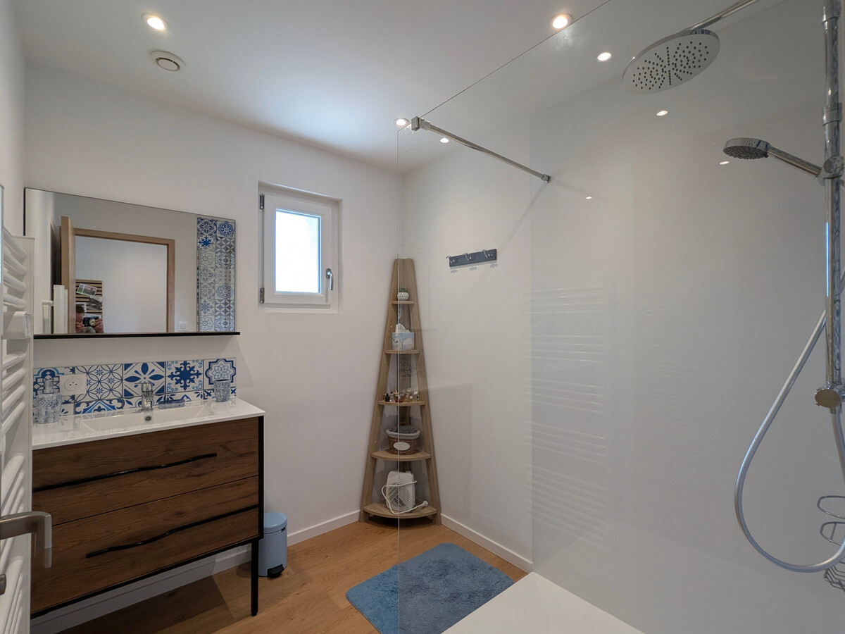 Maison de plain-pied rénovée aux portes des Vosges - Photo 3
