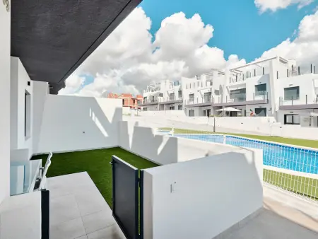 Appartement 75 m² vue piscine à San Miguel de Salinas : photo 4
