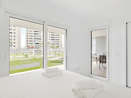 Appartement 3 chambres vue mer et piscine chauffée : photo 23