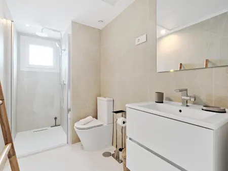 Appartement 3 chambres vue mer et piscine chauffée : photo 26