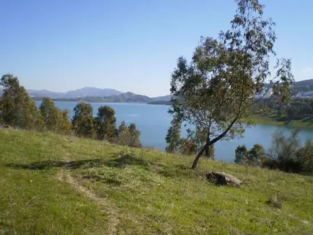 Maison traditionnelle Los Romanes, vue sur le réservoir : photo 10