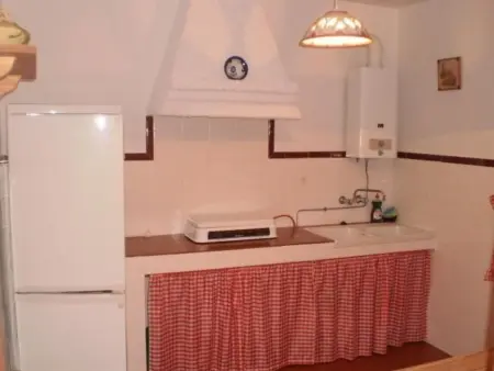 Maison traditionnelle Los Romanes, vue sur le réservoir : photo 30