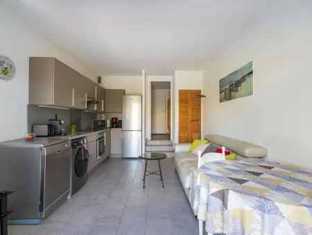 Studio 33 m² Les Marines du Levant, 100 m plage : photo 9
