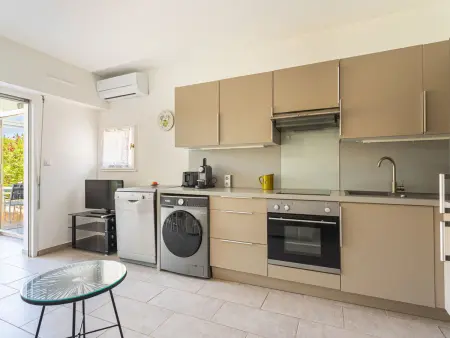 Studio 33 m² Les Marines du Levant, 100 m plage : photo 10