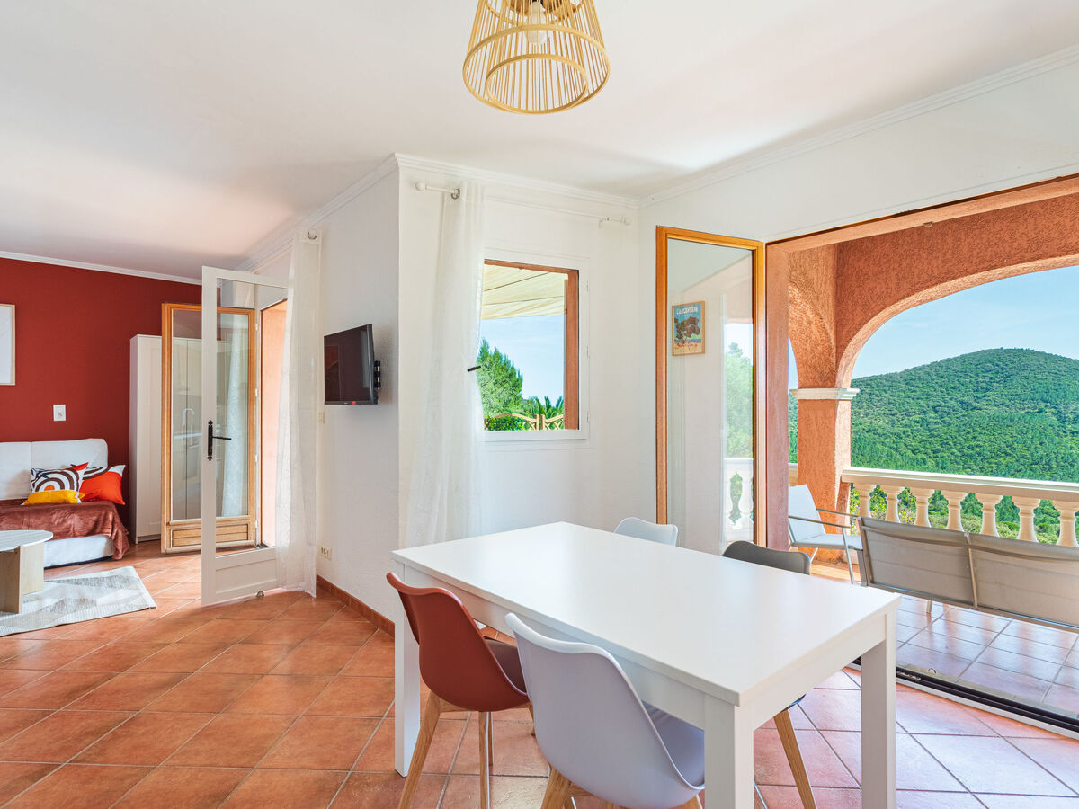 Apt Les Terrasses de Valcros, terrasse & vue mer - Photo 15