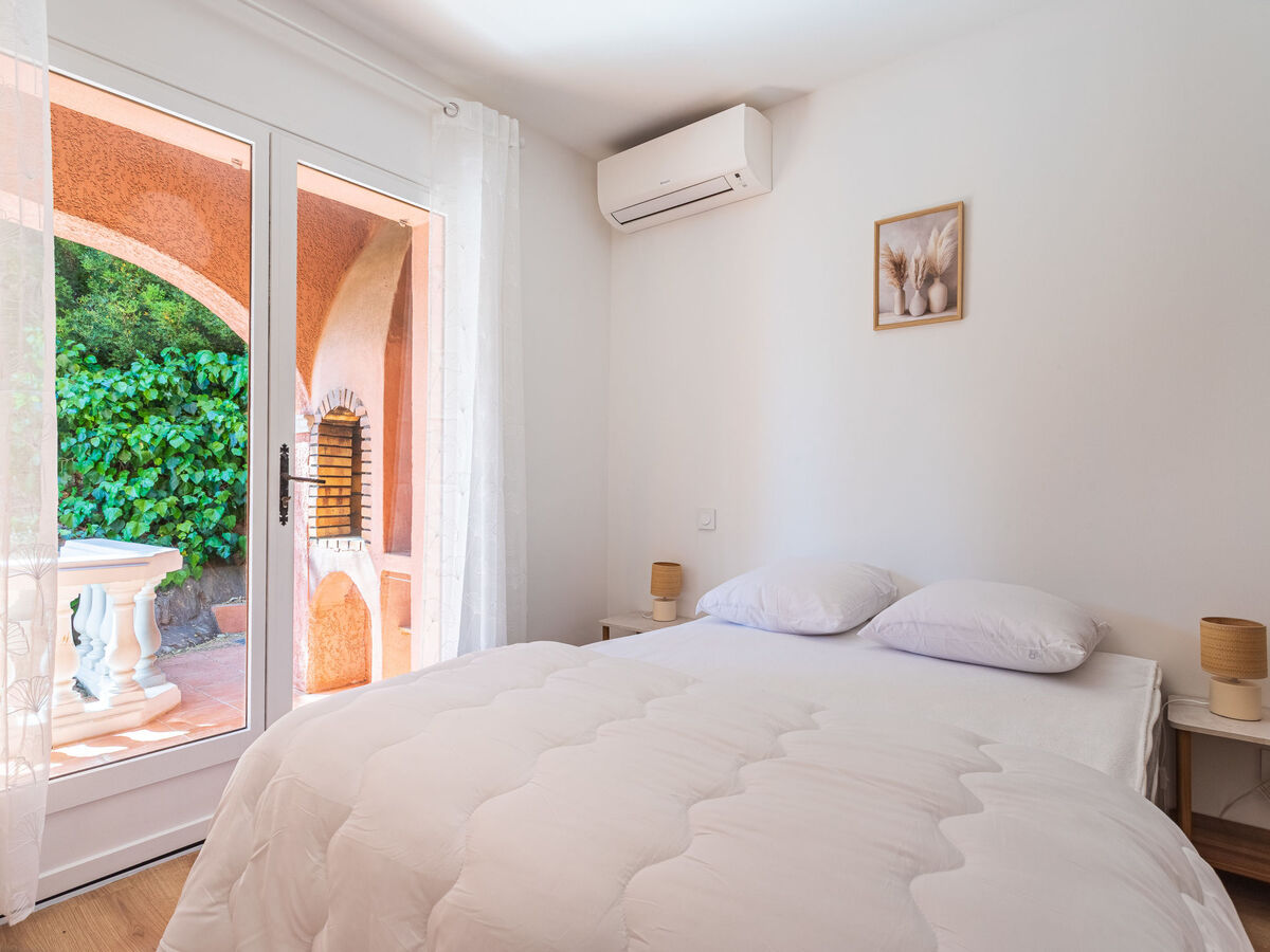 Apt Les Terrasses de Valcros, terrasse & vue mer - Photo 18