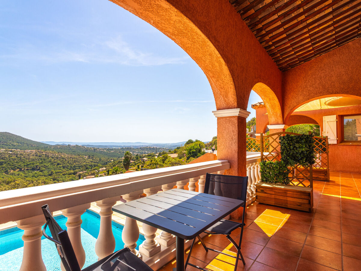 Studio Les Terrasses de Valcros, terrasse vue mer - Photo 11