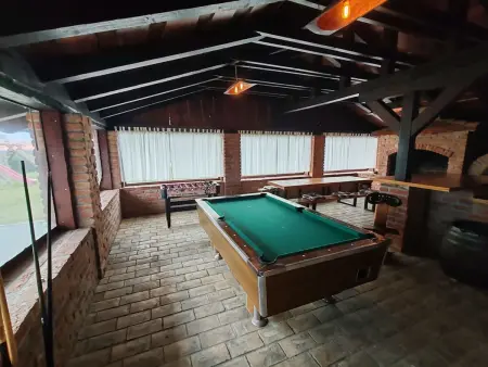 House Blackberry Hill, maison 6 pers. avec piscine : photo 8
