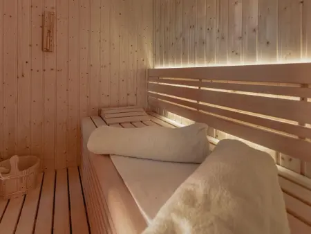 Rukova Hiža, maison nature avec piscine à Donja Stubica : photo 10