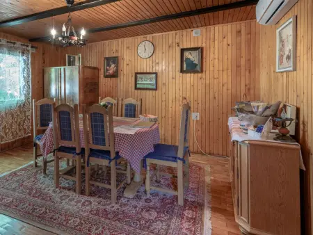Rukova Hiža, maison nature avec piscine à Donja Stubica : photo 16